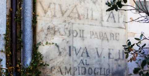 Le antiche scritte clandestine sui muri di Bitonto: Cos il popolo faceva sentire la sua voce